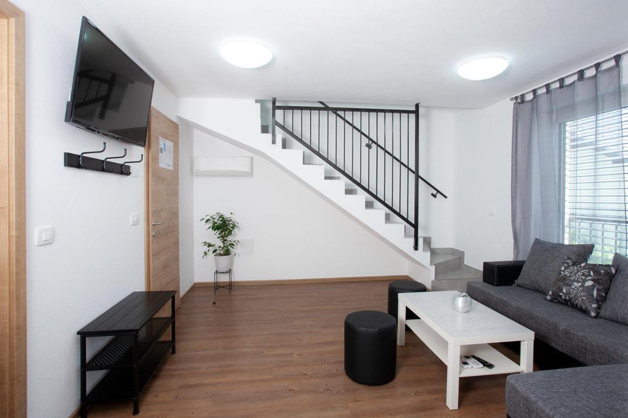 Apartments Razingar 9 ブレッド エクステリア 写真