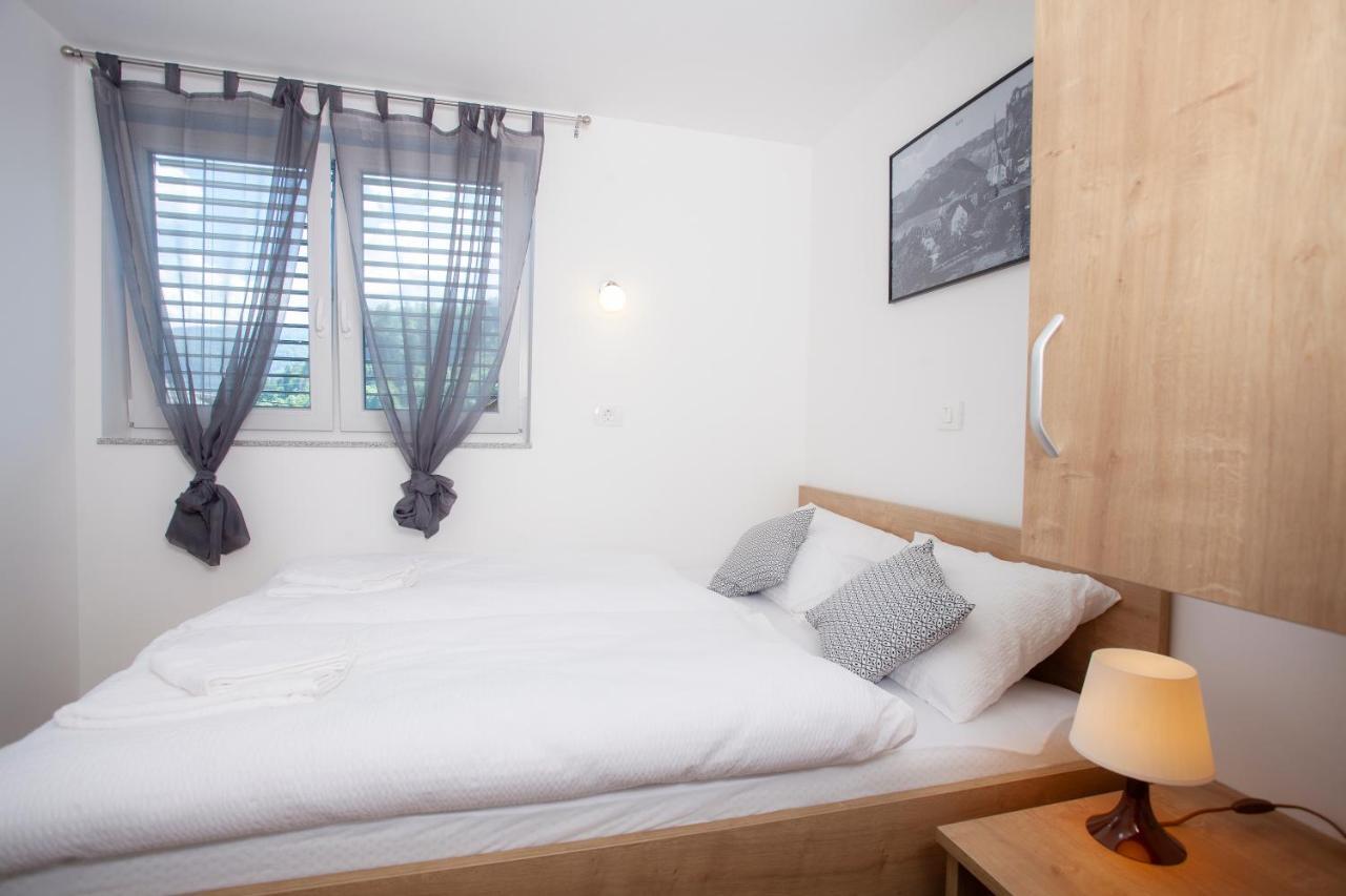 Apartments Razingar 9 ブレッド エクステリア 写真